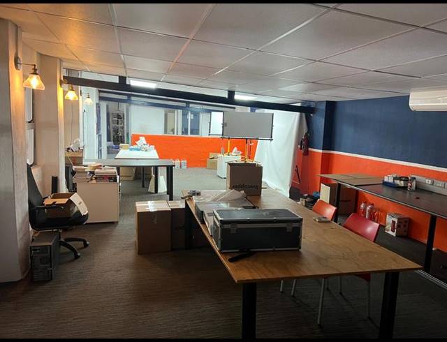 INDUSTRIAL PROPERTY TO RENT IN MKONDENI